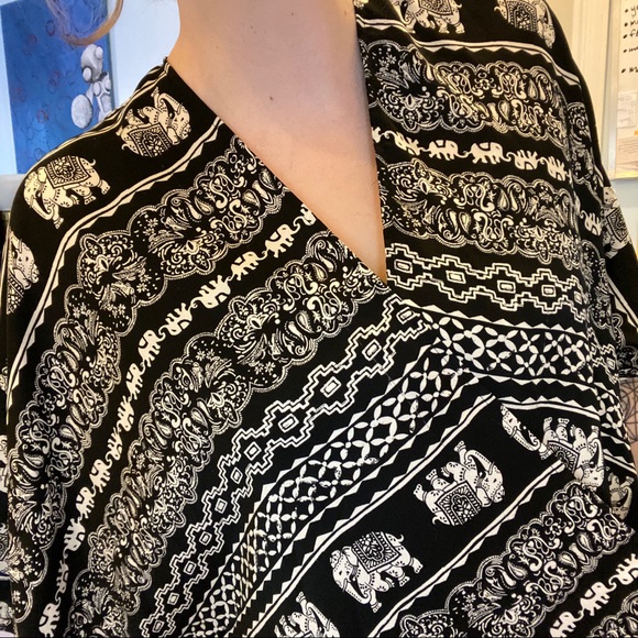 Elephant Pattern Open Front Top - Picture 3 of 6